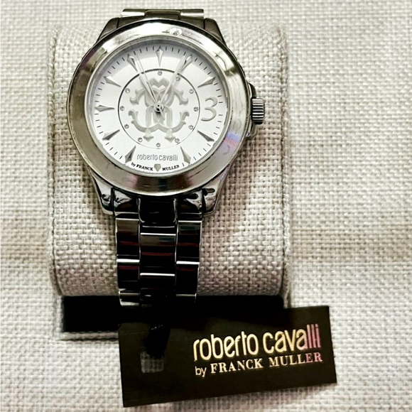 Roberto Cavalli Collaborates With Frank Muller For A Signature Watch Series. - Picture 6 of 10